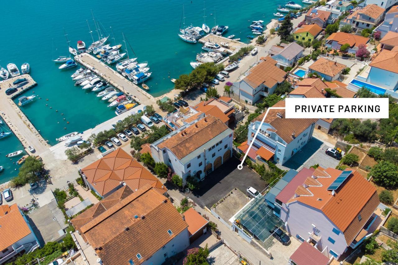 Black Pearl Tisno Exterior photo